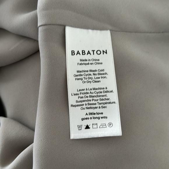 Aritzia Babaton Blouse Crop Top - Picture 4 of 4
